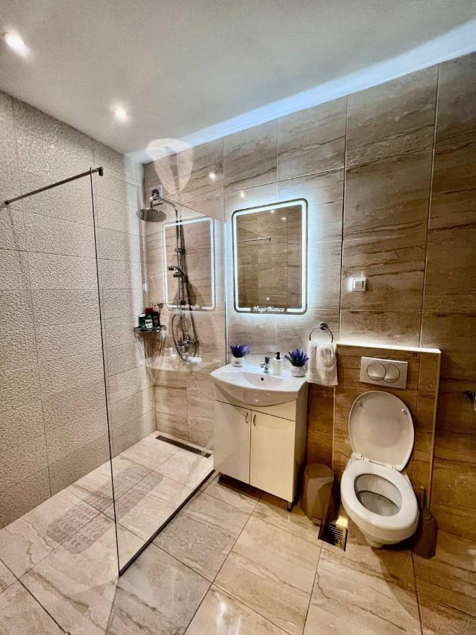 Hugo Bianca Lux Apartamento Belgrado Exterior foto