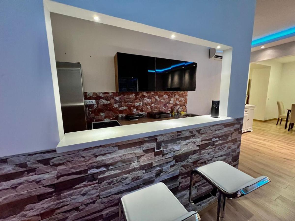 Hugo Bianca Lux Apartamento Belgrado Exterior foto