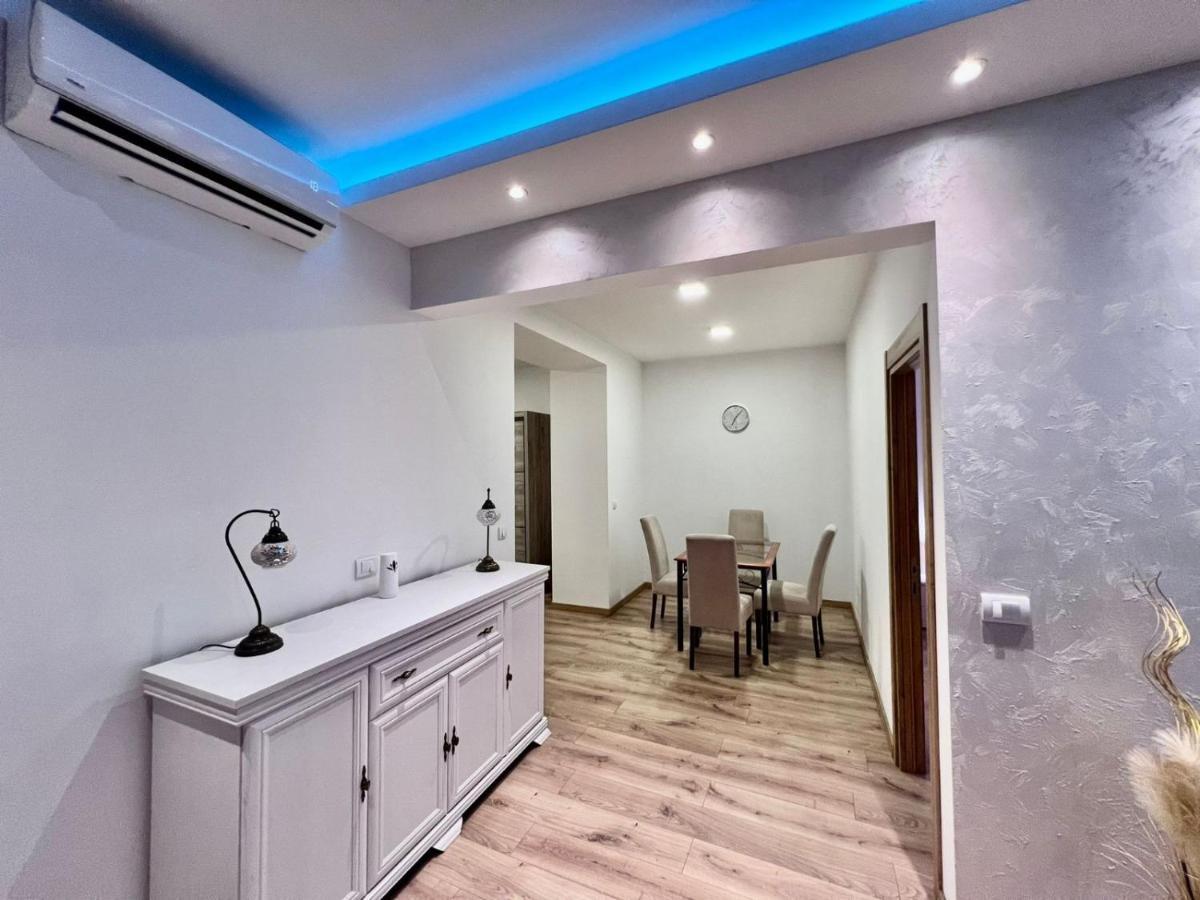 Hugo Bianca Lux Apartamento Belgrado Exterior foto
