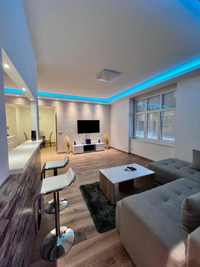Hugo Bianca Lux Apartamento Belgrado Exterior foto